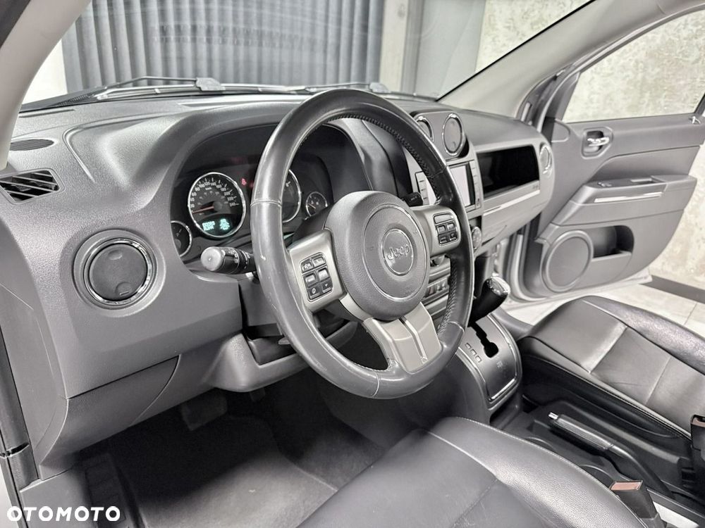 Jeep Compass 2.4I 4x4 Automatik Limited - 25