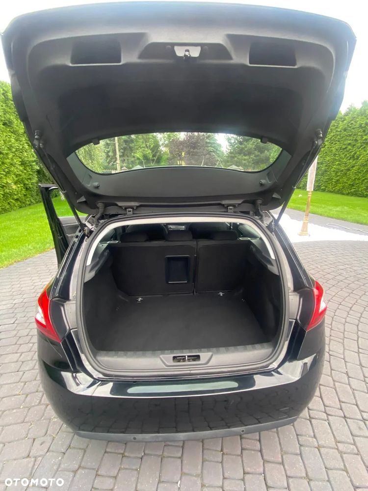 Peugeot 308 1.2 PureTech Access EU6 - 11