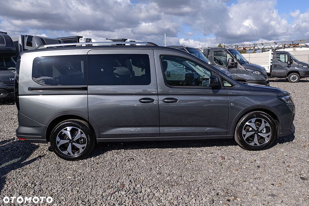 Ford Tourneo Connect - 10