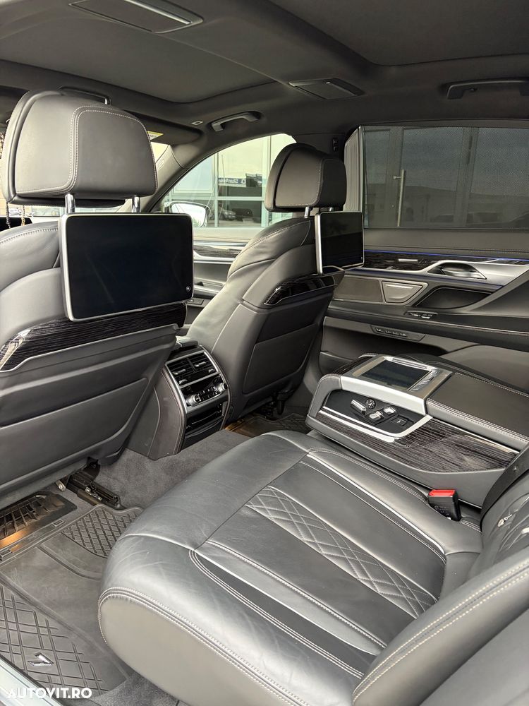 BMW Seria 7 740Ld xDrive MHEV - 12