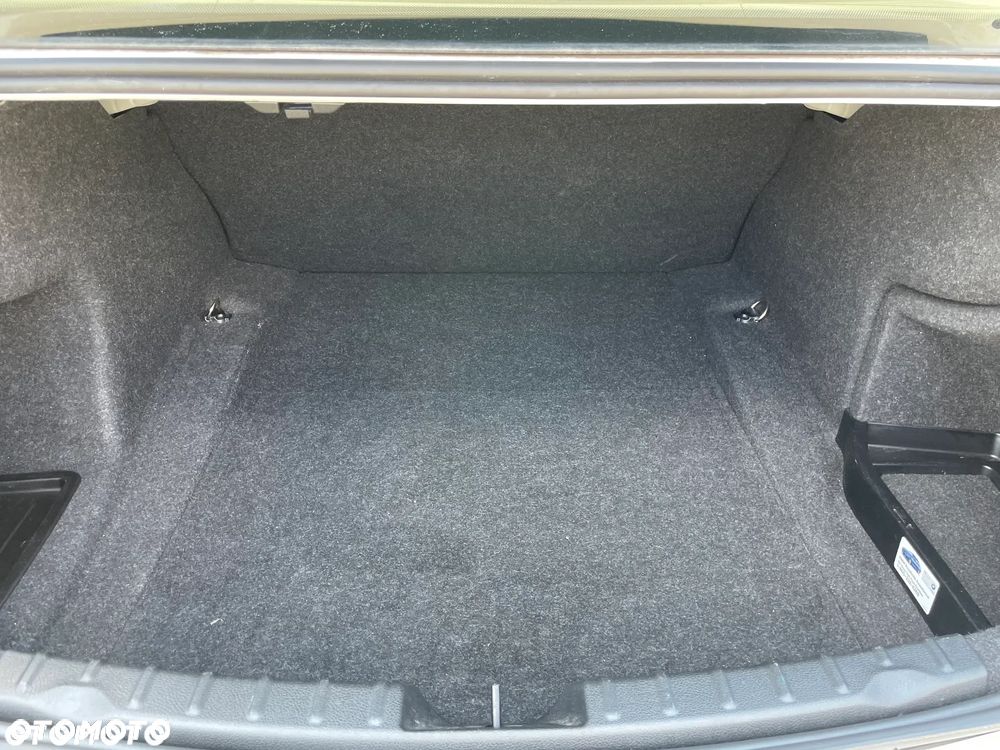 BMW Seria 3 320i xDrive - 15