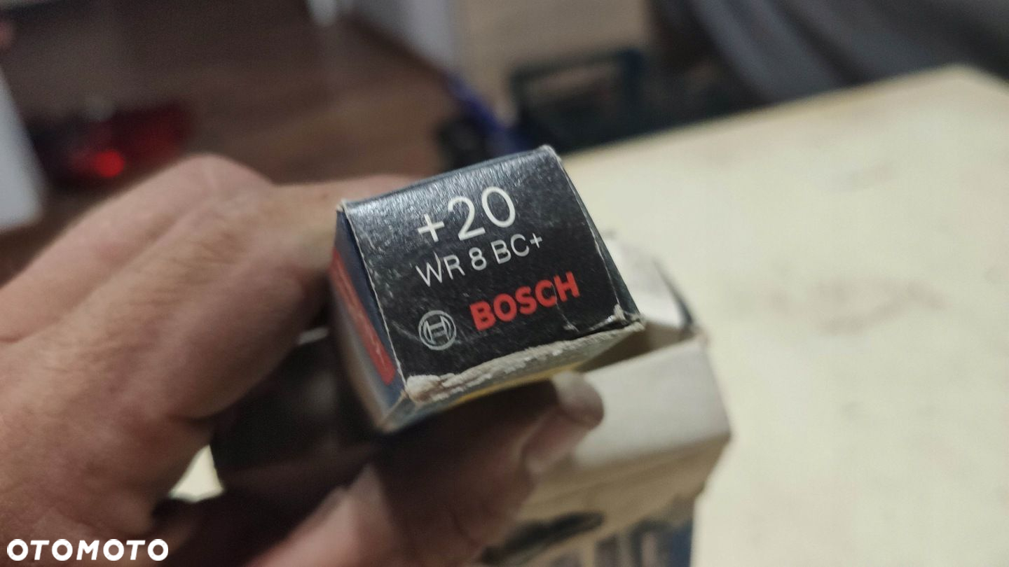 ŚWIECA ZAPŁONOWA BOSCH WR8BC 20 - 2