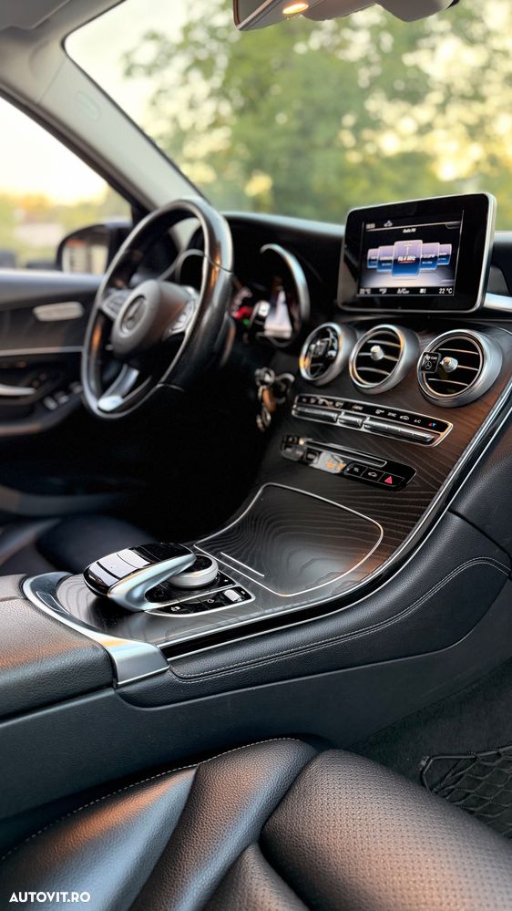 Mercedes-Benz GLC - 15