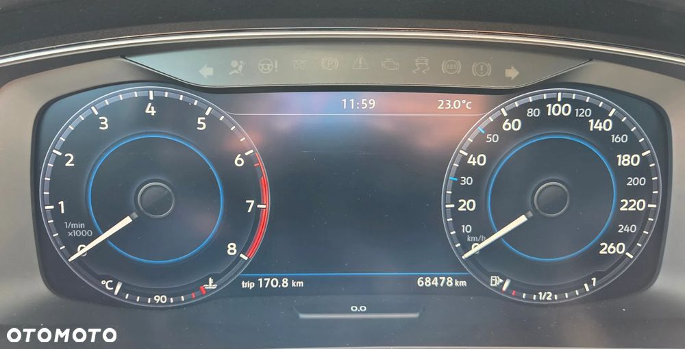 Volkswagen Golf - 2