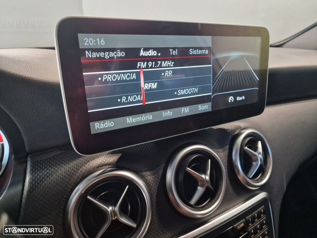 Mercedes-Benz A 200 d AMG Line - 30