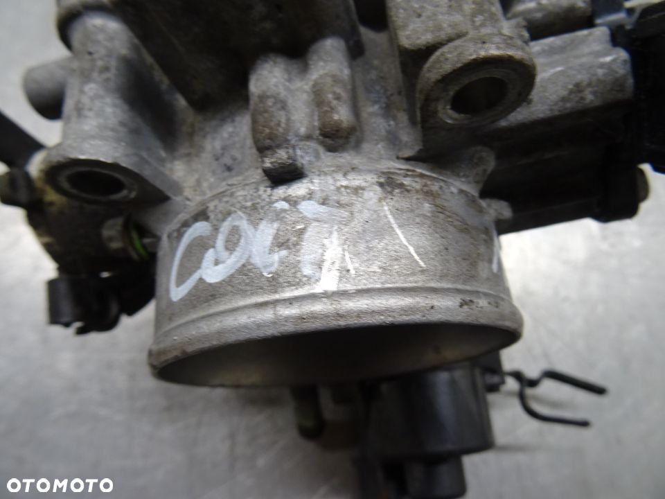 MITSUBISHI COLT V 3D 1.3B PRZEPUSTNICA - 7