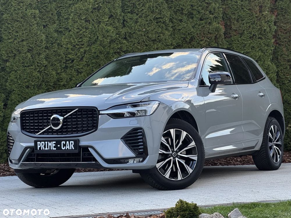Volvo XC 60 B4 D AWD Plus Dark - 8