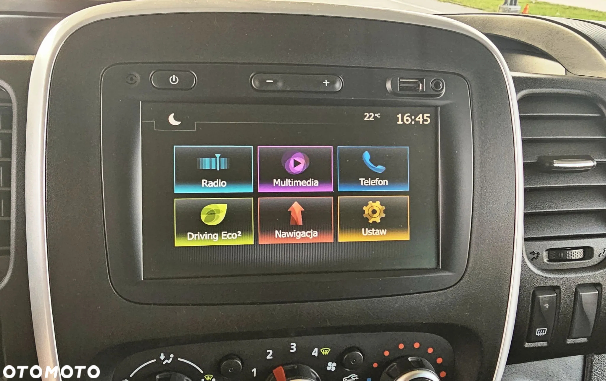 Renault Trafic Grand SpaceClass 2.0 dCi - 37