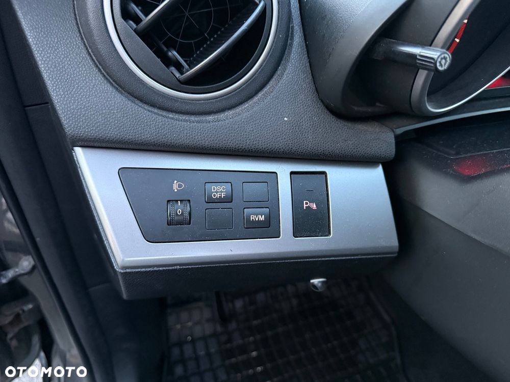 Mazda 3 1.6 Exclusive + - 11