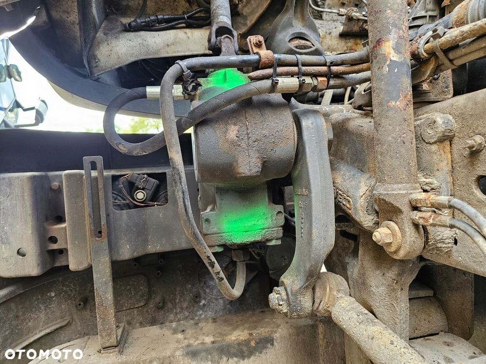 PRZEKŁADNIA KOLUMNA MAGLOWNICA KIEROWNICZA ZF WF2 IVECO EUROCARGO FELGI 19,5 - 4