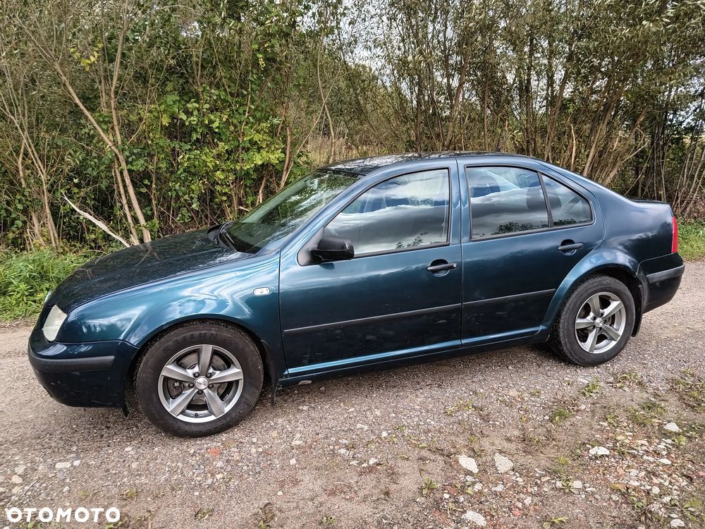 Volkswagen Bora 1.6 - 2