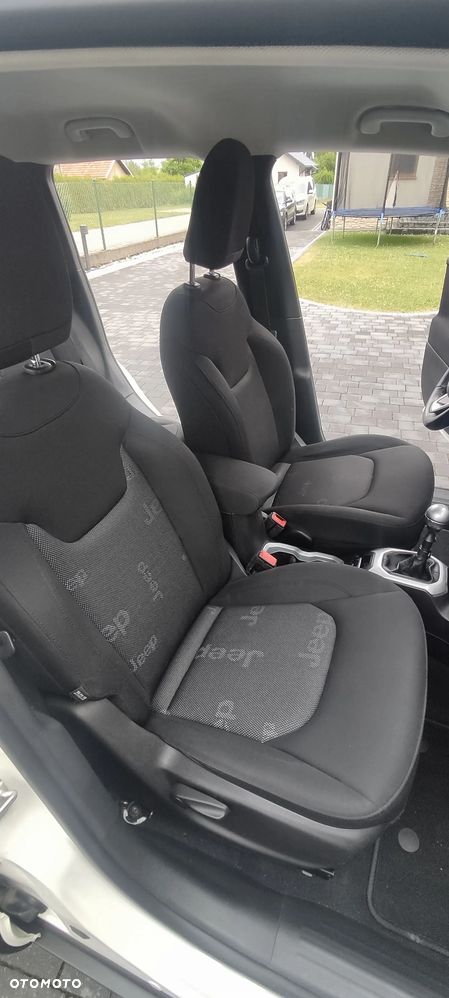Jeep Renegade 1.6 E-TorQ Longitude FWD - 9