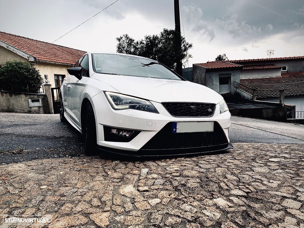 SEAT Leon 2.0 TDI DPF S&S FR - 1