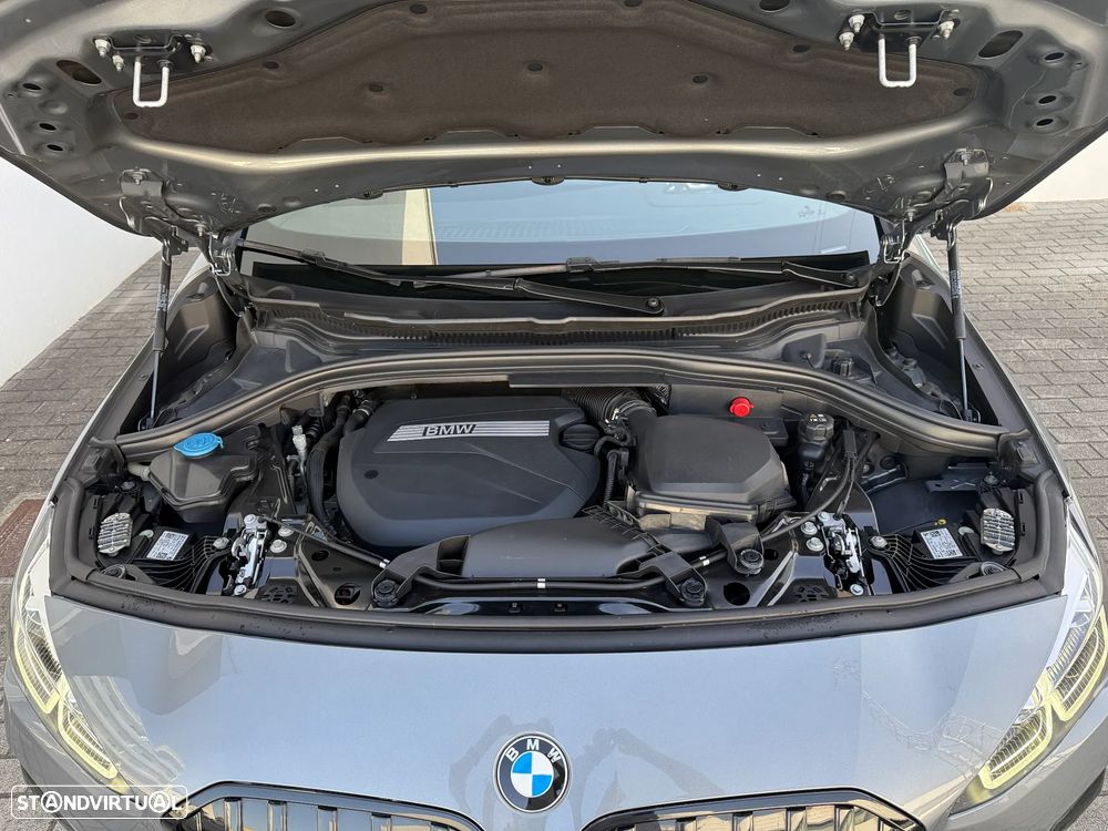 BMW 218 Active Tourer d Pack Desportivo M Auto - 45