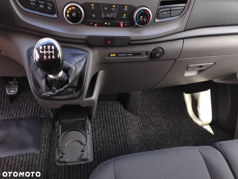 Ford Transit Custom - 19