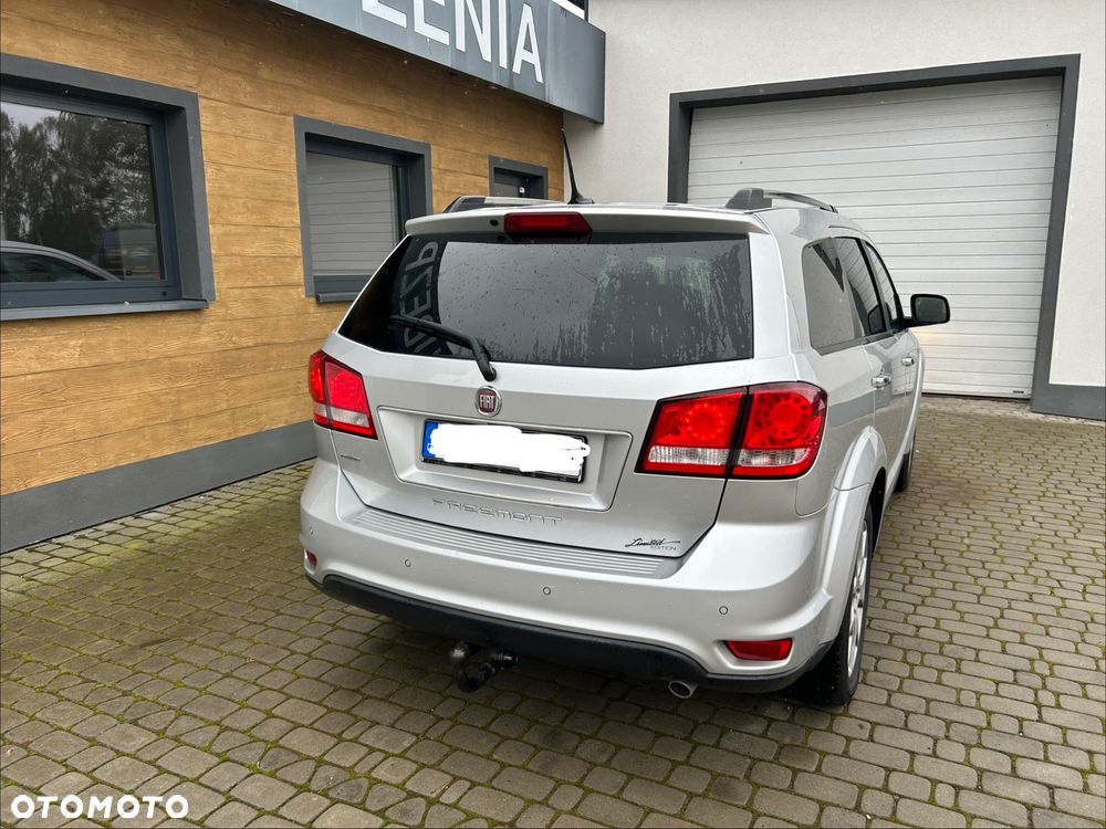 Fiat Freemont 2.0 Multijet 16V DPF Automatik Allrad Lounge - 25