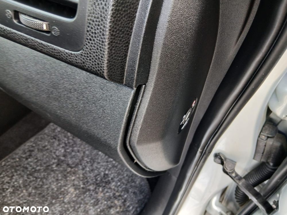 Kia Venga 1.4 CVVT Dream Team Edition - 26