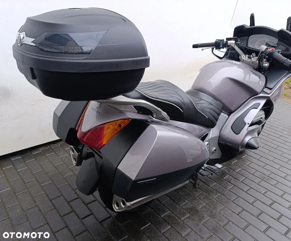 Honda ST - 20