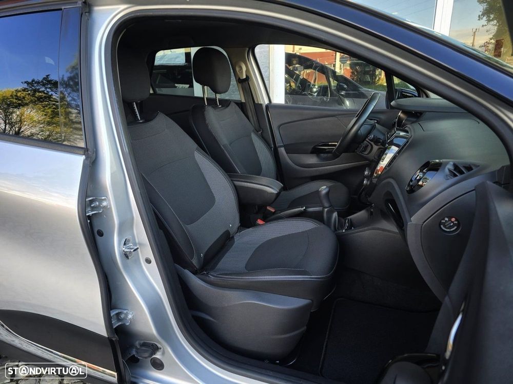 Renault Captur 1.5 dCi Exclusive - 23