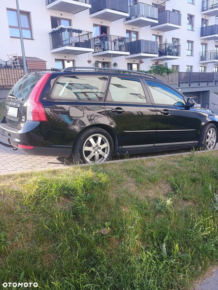 Volvo V50 1.6D DRIVe Momentum - 4