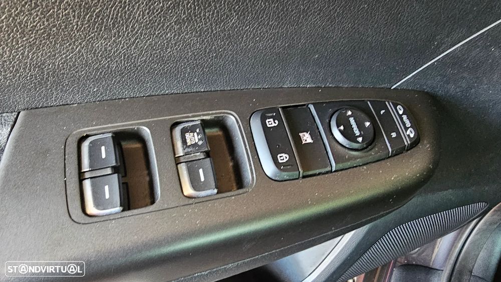 Kia Sportage 1.6 GDI ISG LX - 23