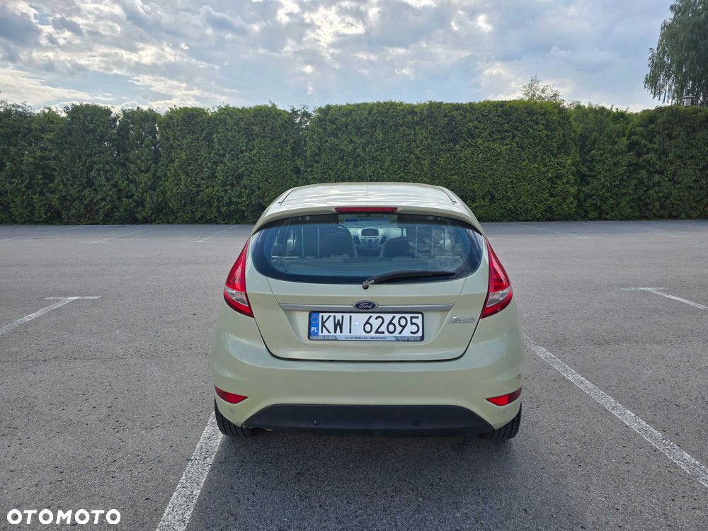 Ford Fiesta - 3