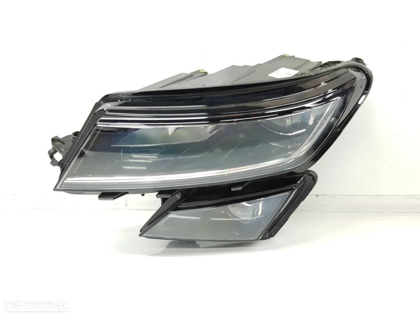 FAROL ESQUERDO SKODA KODIAQ NS - 1