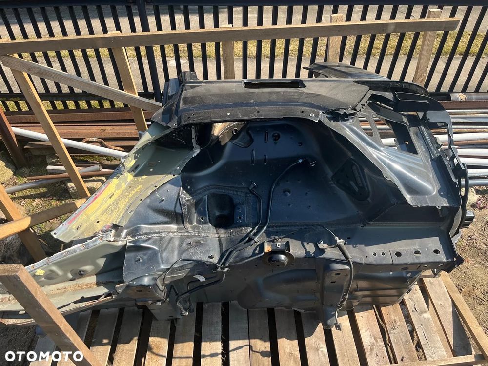 Ćwiartka lewy tył Jeep WL - 6