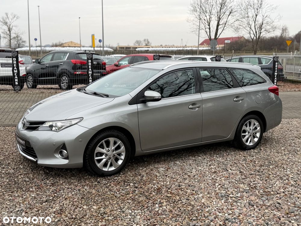 Toyota Auris - 8