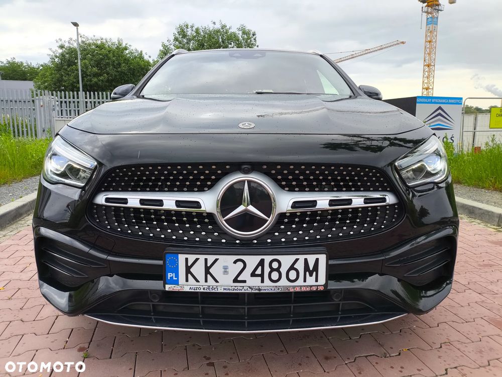 Mercedes-Benz GLA 250 4-Matic AMG Line - 3