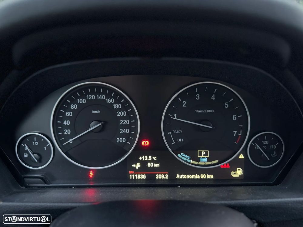 BMW 330 e iPerformance - 7