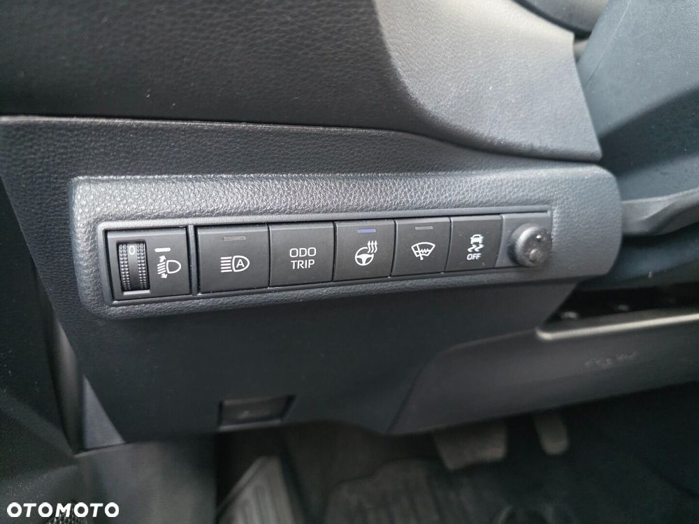 Toyota Corolla 1.8 Hybrid GR Sport - 17