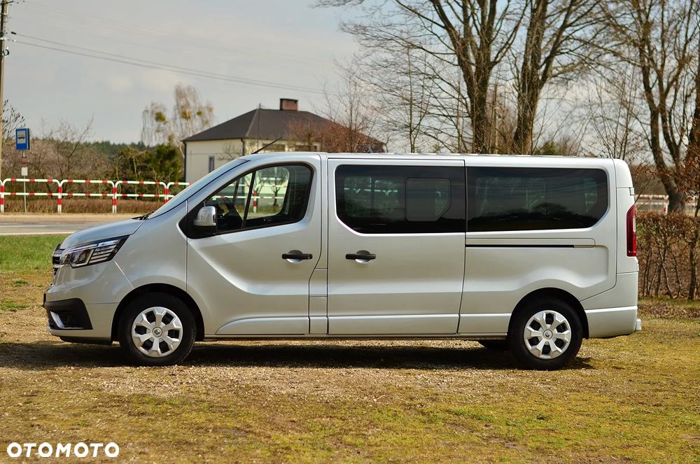 Renault Trafic 2.0 dCi EDC - 7
