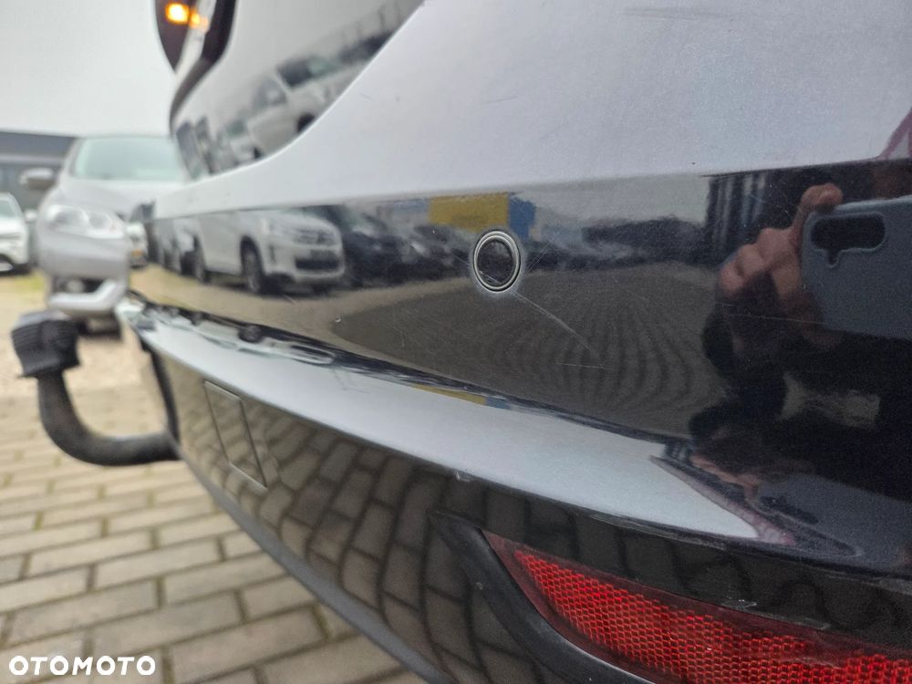 Volkswagen Sharan 2.0 TDI Comfortline - 6