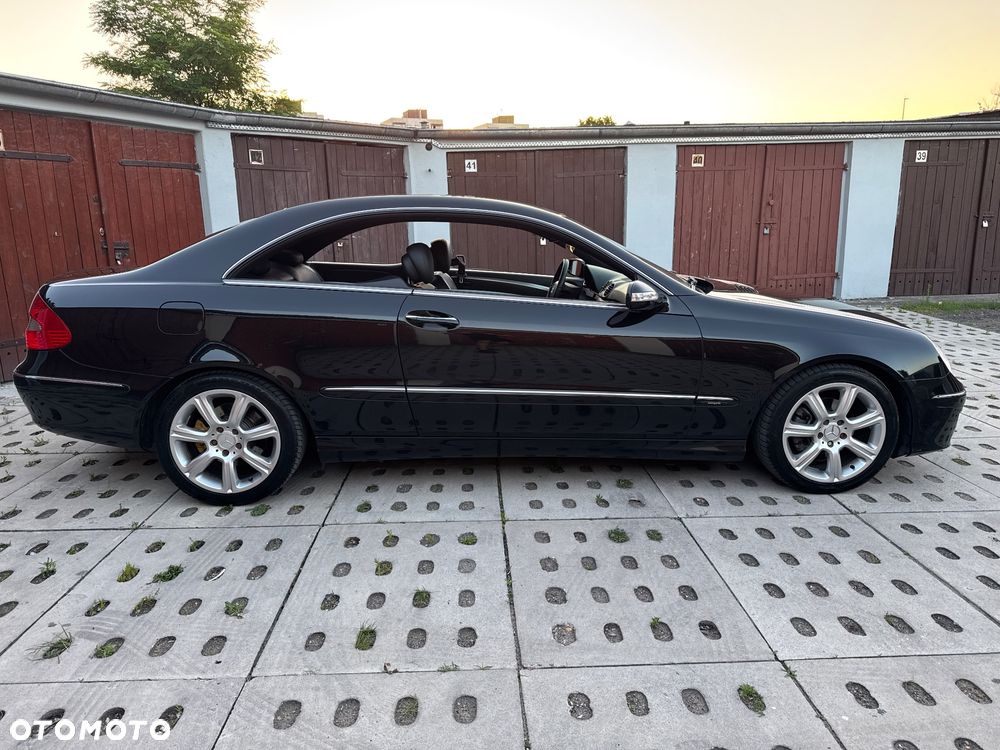 Mercedes-Benz CLK - 28