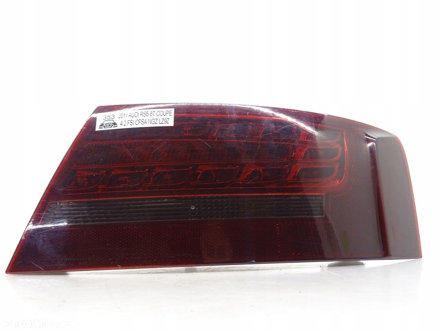 LAMPA LED PRAWY TYŁ PRAWA TYLNA AUDI A5 8T COUPE 8T0945096D - 1