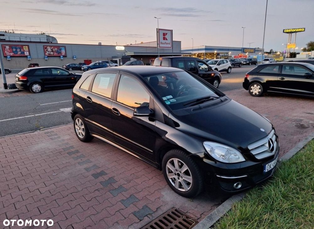 Mercedes-Benz Klasa B 200 CDI - 2