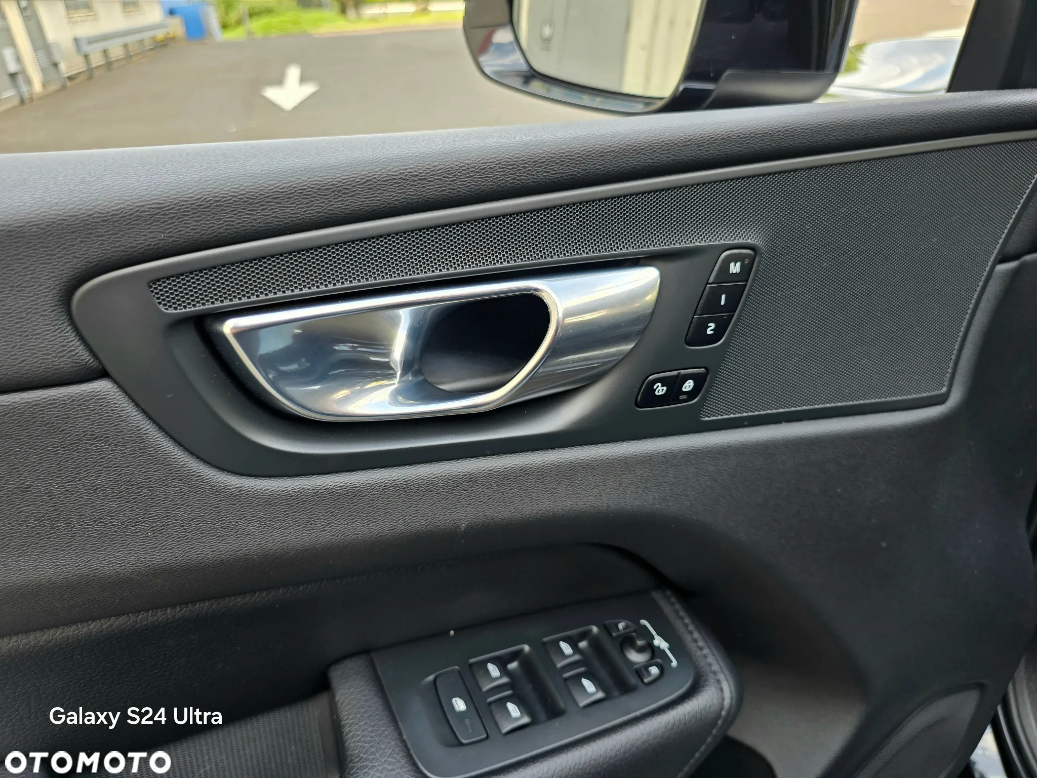 Volvo XC 60 B5 B AWD Inscription - 28