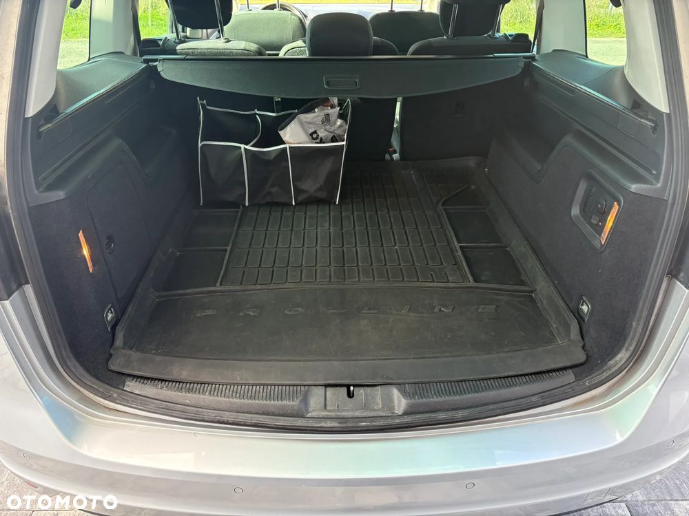 Volkswagen Sharan 2.0 TDI DSG Blue Motion Style - 16