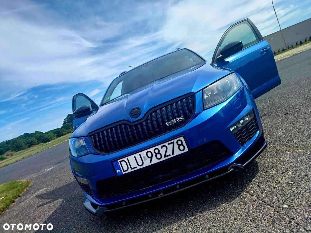 Skoda Octavia 2.0 TDI RS DSG - 1