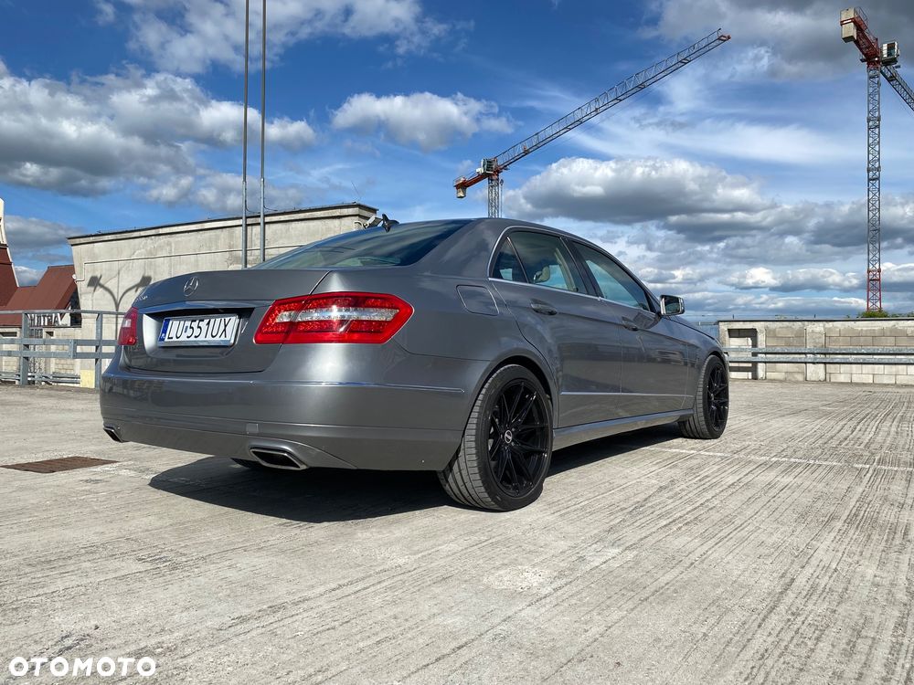 Mercedes-Benz Klasa E - 5