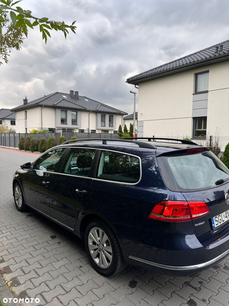 Volkswagen Passat Variant 1.6 TDI DPF BlueMotion Technology Comfortline - 4