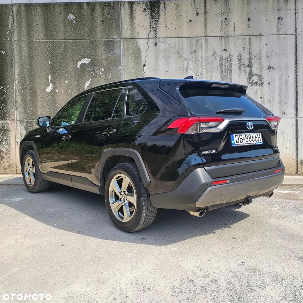 Toyota RAV4 - 5