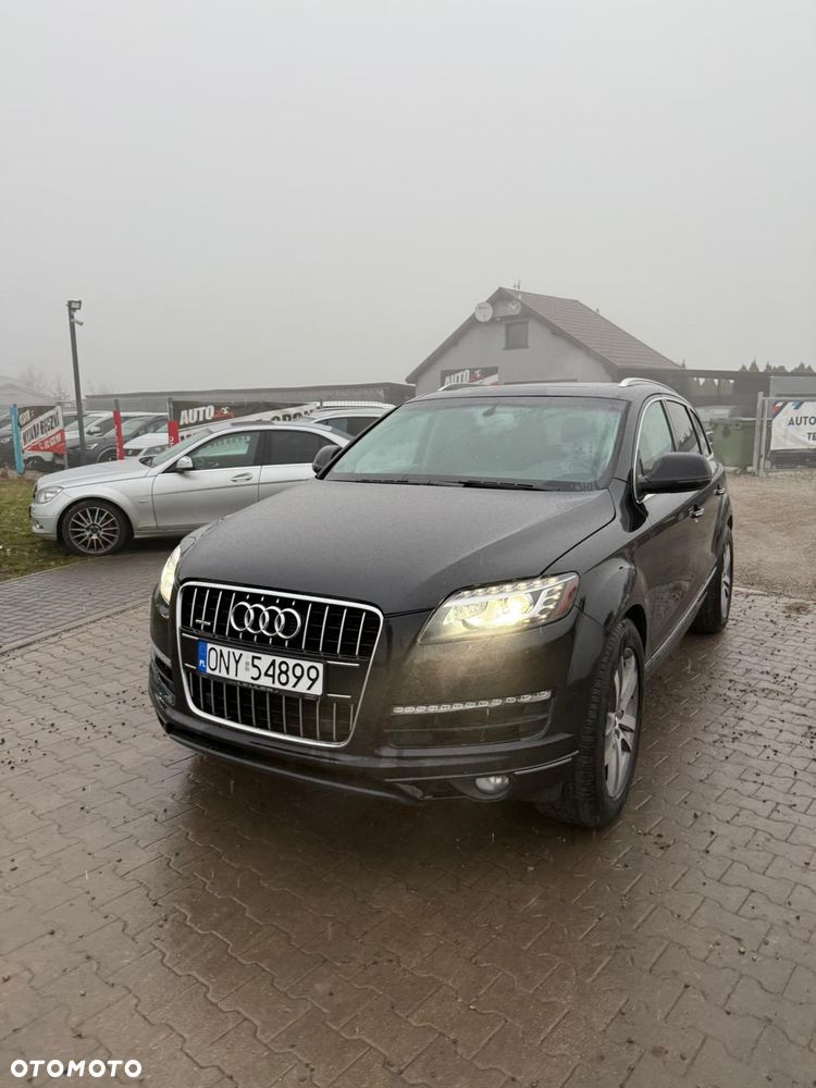 Audi Q7 - 1