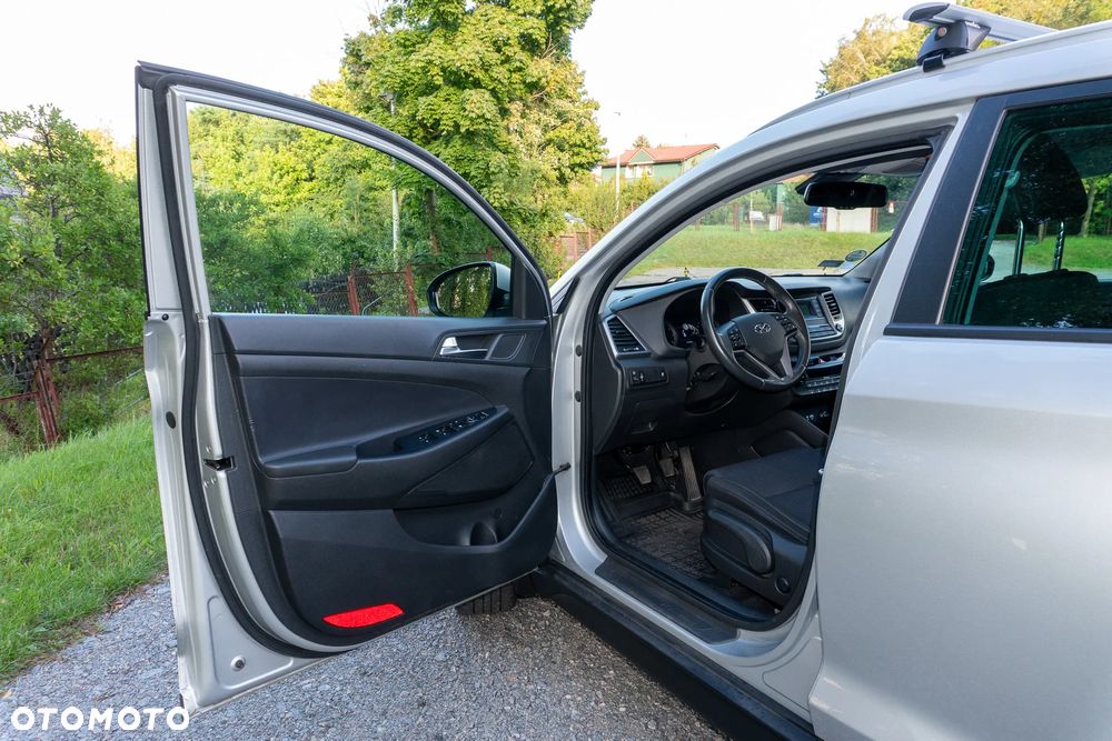 Hyundai Tucson 1.6 GDI BlueDrive Comfort 2WD - 12