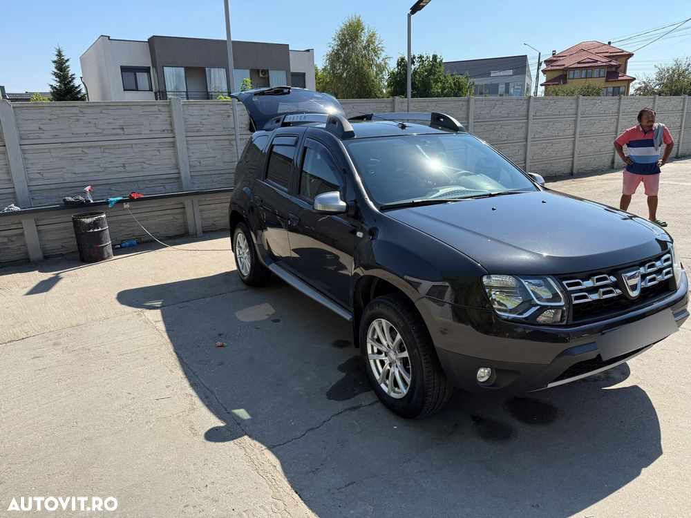 Dacia Duster 1.6 4x2 Laureate - 2