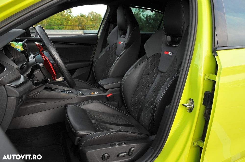 Skoda Octavia 2.0 TSI DSG RS - 35