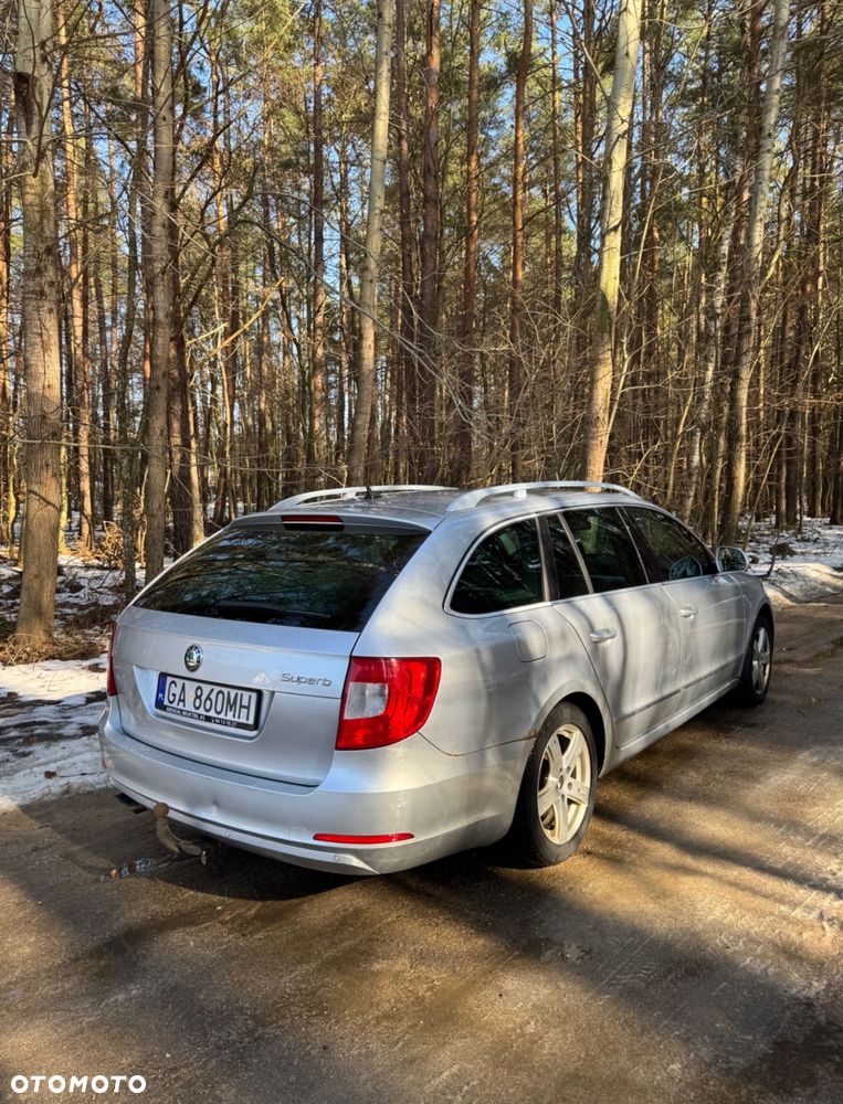 Skoda Superb 2.0 TDI Ambition - 6