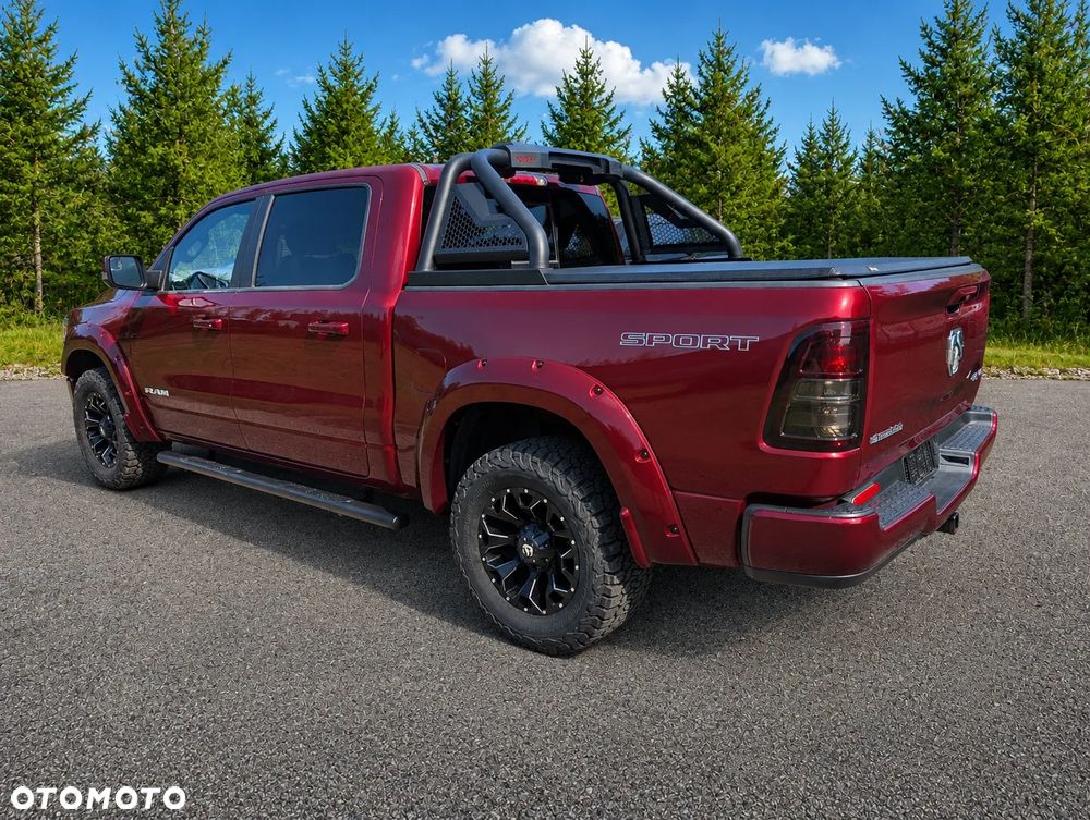 RAM 1500 Crew Cab Shortbed Bighorn - 4