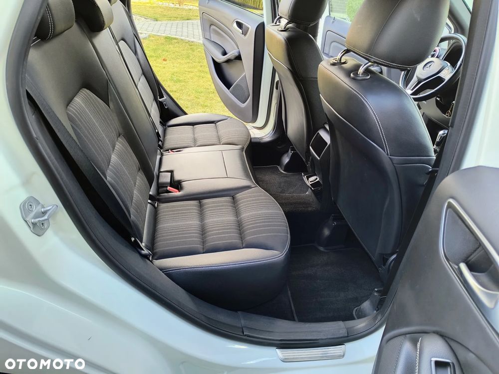 Mercedes-Benz Klasa B - 31